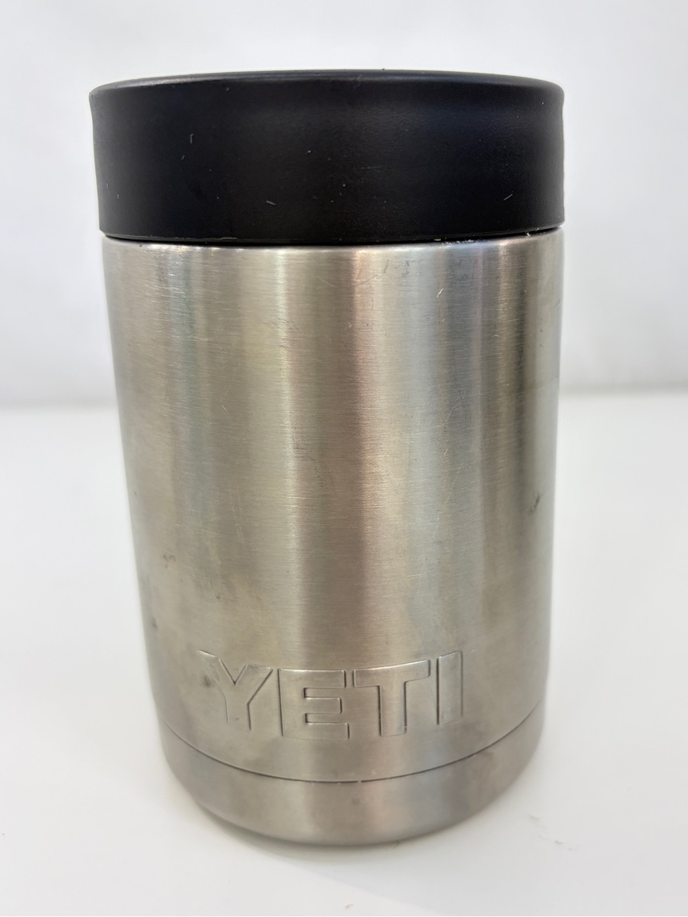 YETI Can Cooler Koozie Stainless Steel Insulated Beer or Soda holder 12 Oz cans